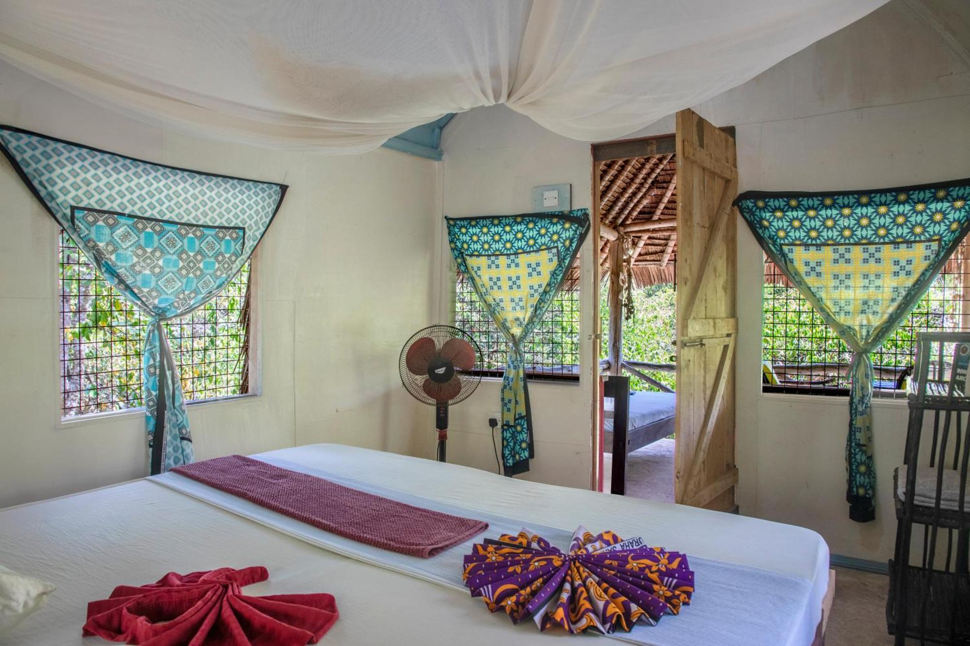 Stilts Diani Beach Exterior photo